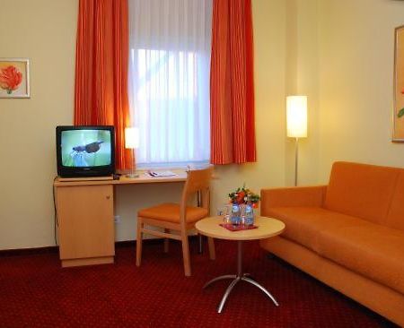 Hotel Tivoli Osterholz-Scharmbeck Zewnętrze zdjęcie
